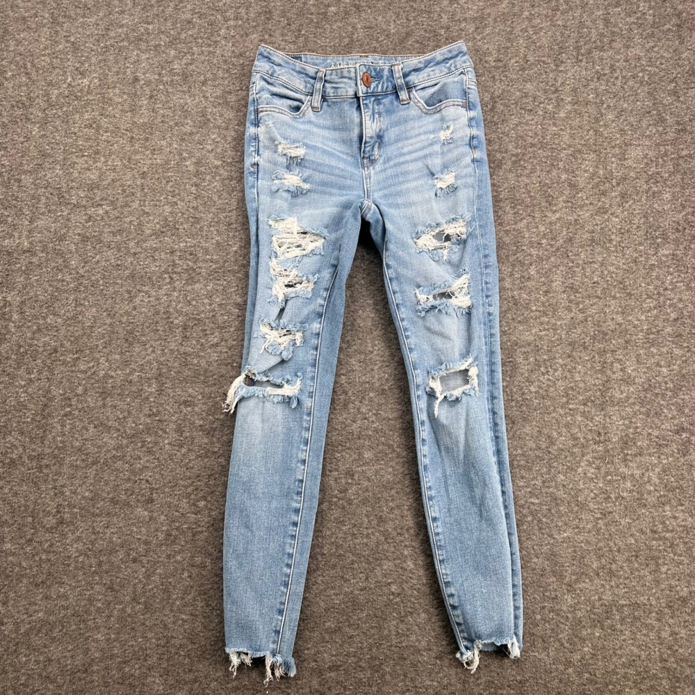 American Eagle The Dream Jean Jegging Light Wash Distressed Ripped Skinny Jeans